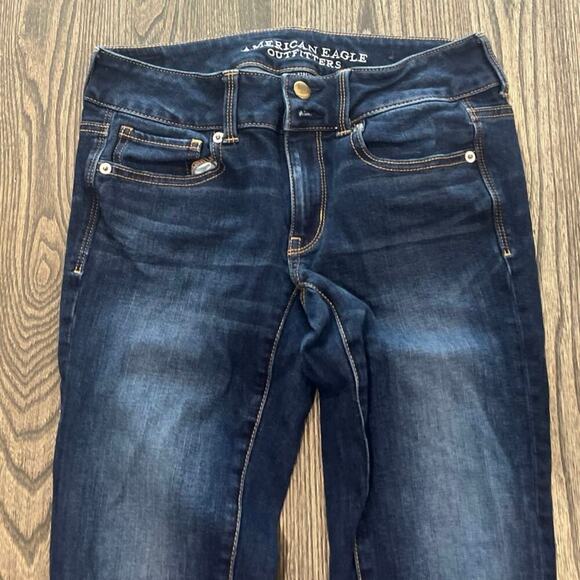 American Eagle Artist Cropped Jeans Super Stretch Denim Dark Wash Blue Size 4 - Picture 3 of 12